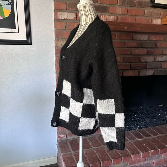 ZARA Oversized Checkered Cardigan in Black & White Sz S - Picture 3 of 6